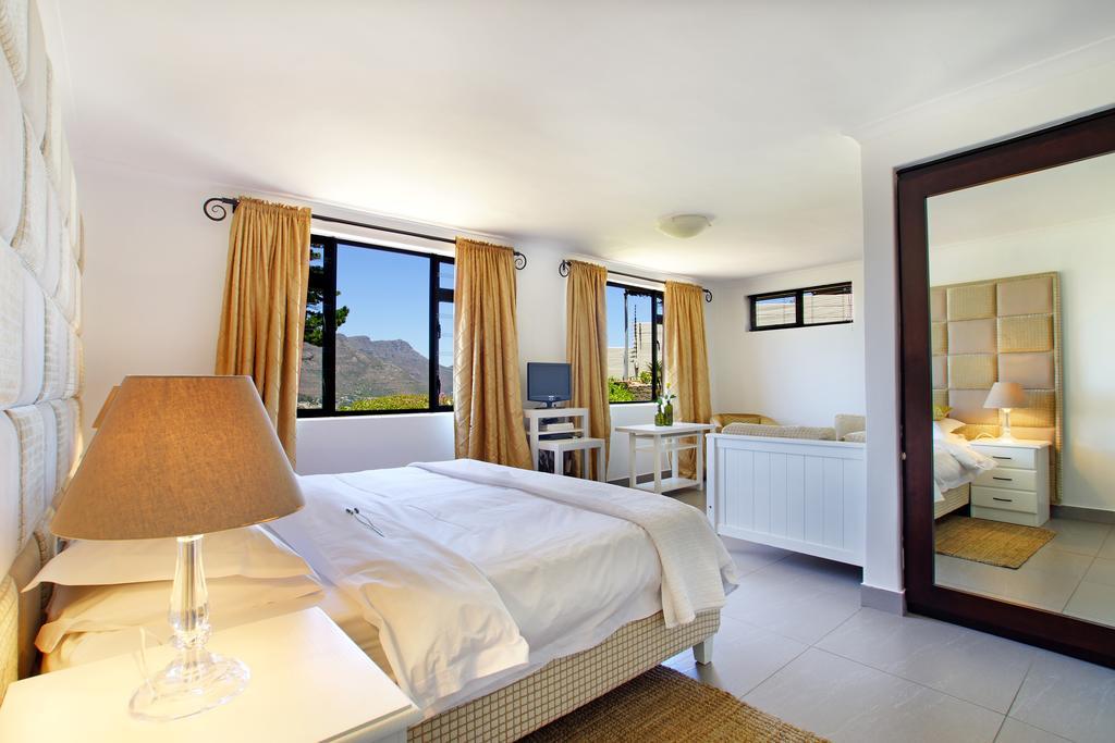 Dreamhouse Guest House Hout Bay Extérieur photo